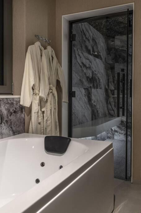 Suitedreams - Bali Suite Liège Eksteriør bilde